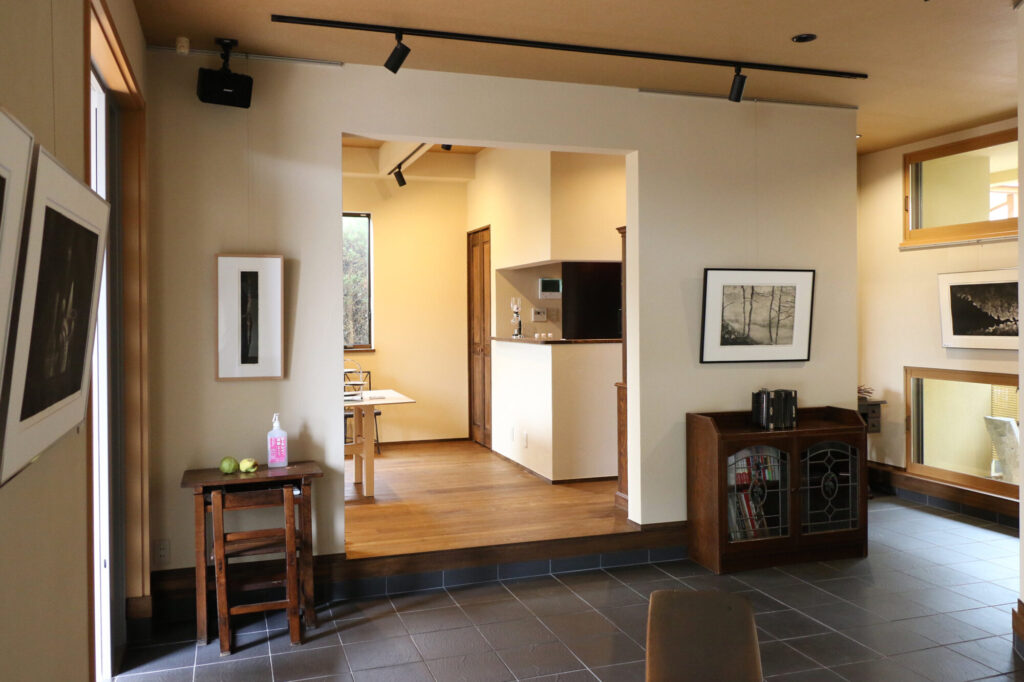 画廊茶房 手風琴